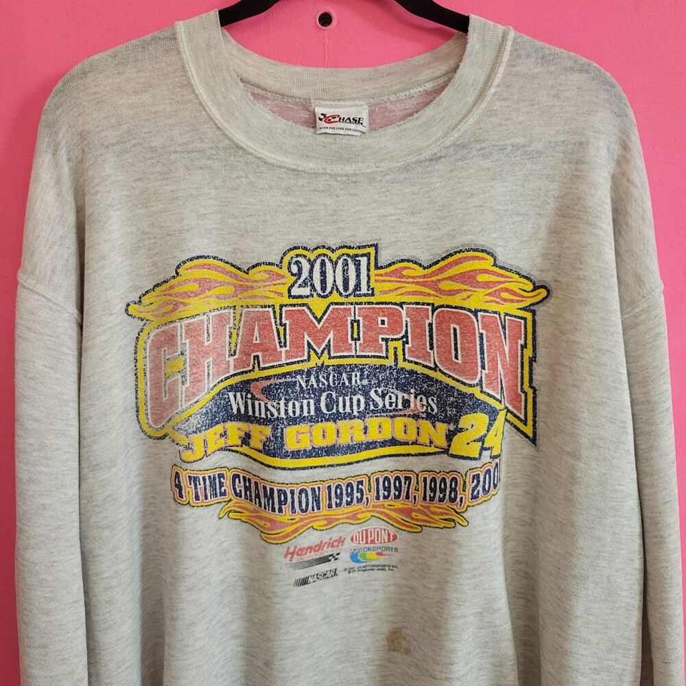 Vintage Chase Authentics 2001 Champion NASCAR Jeff Gordon Crewneck XL distressed